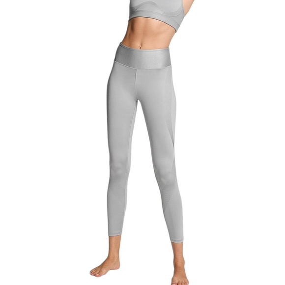 VICTORIA SECRET SPORT Essential Shine Pocket Leggings in Gray and Silver - Picture 1 of 14